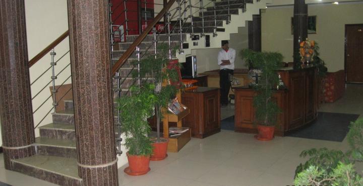 Treebo Trend Mussoorie Club Hotel Dehradún Kültér fotó