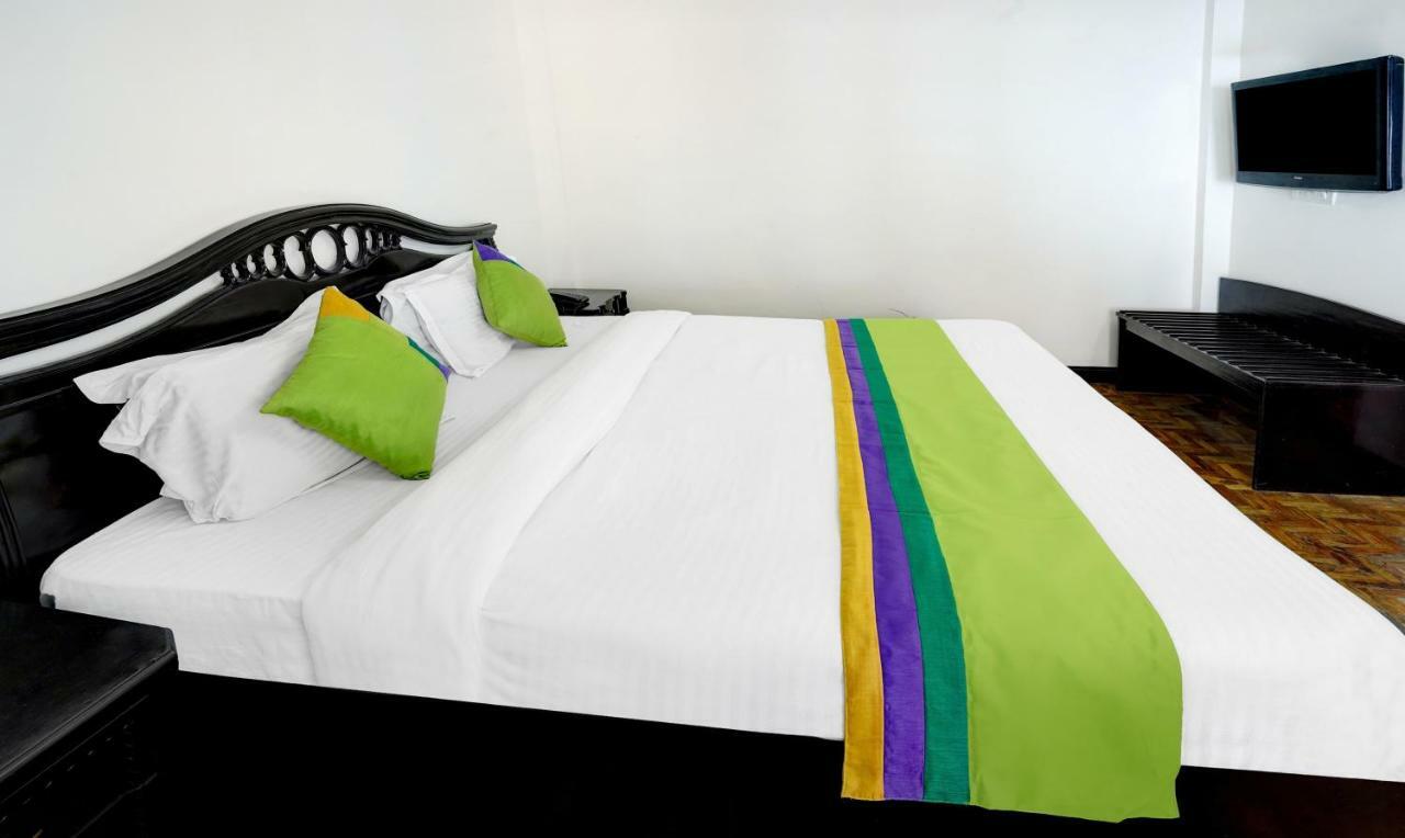 Treebo Trend Mussoorie Club Hotel Dehradún Kültér fotó