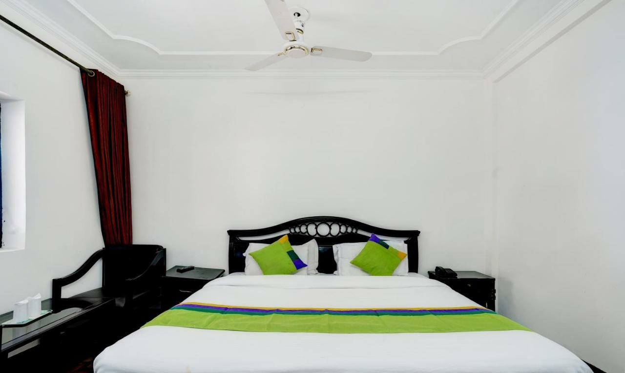 Treebo Trend Mussoorie Club Hotel Dehradún Kültér fotó